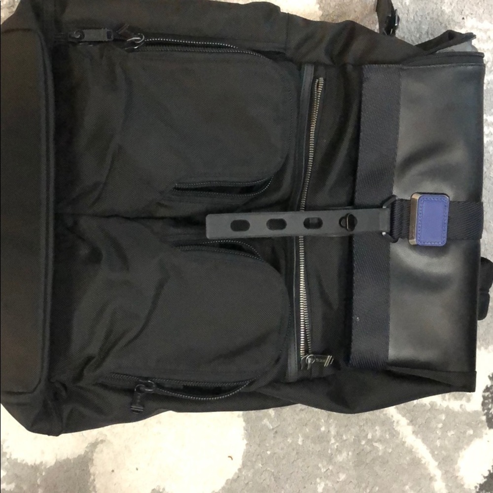 Tumi London roll top (part leather)